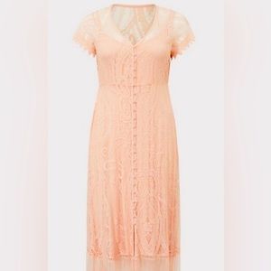 New with Tags 1X (14/16) Torrid Peach Lace Maxi Dress